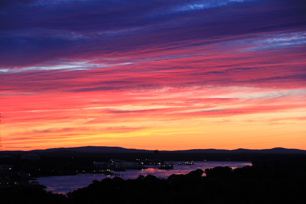 Pretty nice view crossing the bridge from Maine to NH tonight