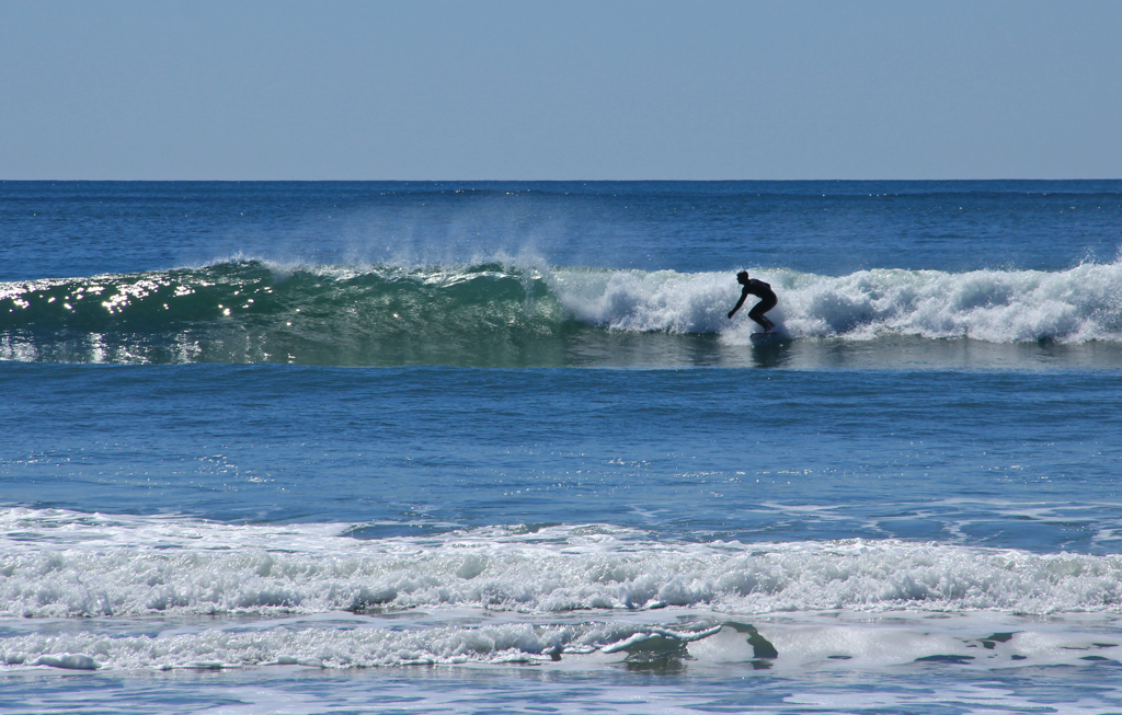 Always fun to watch a surfer...